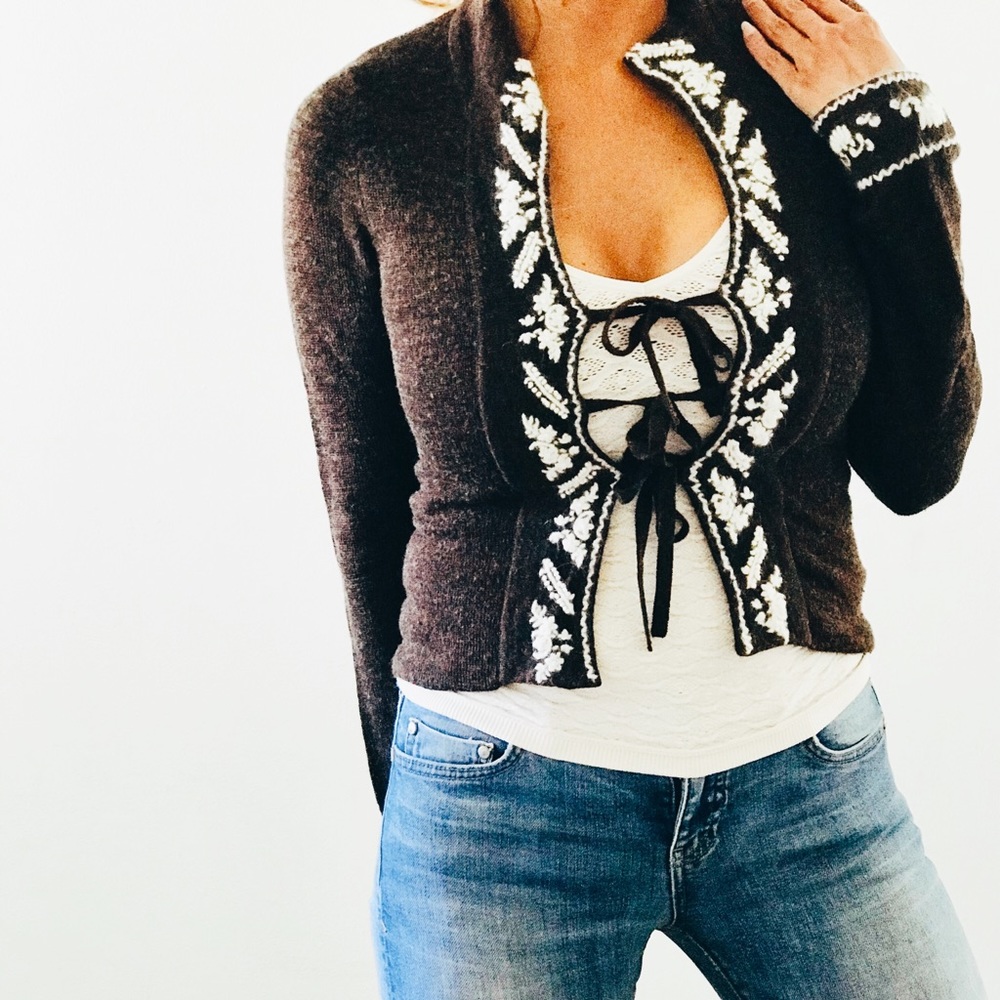 Free people embroidered brown sweater size Small - Picture 5 of 7